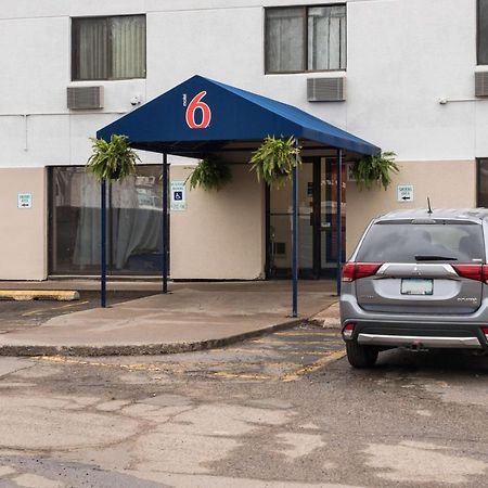 Motel 6-Saint Paul, Mn - I-94 Ngoại thất bức ảnh