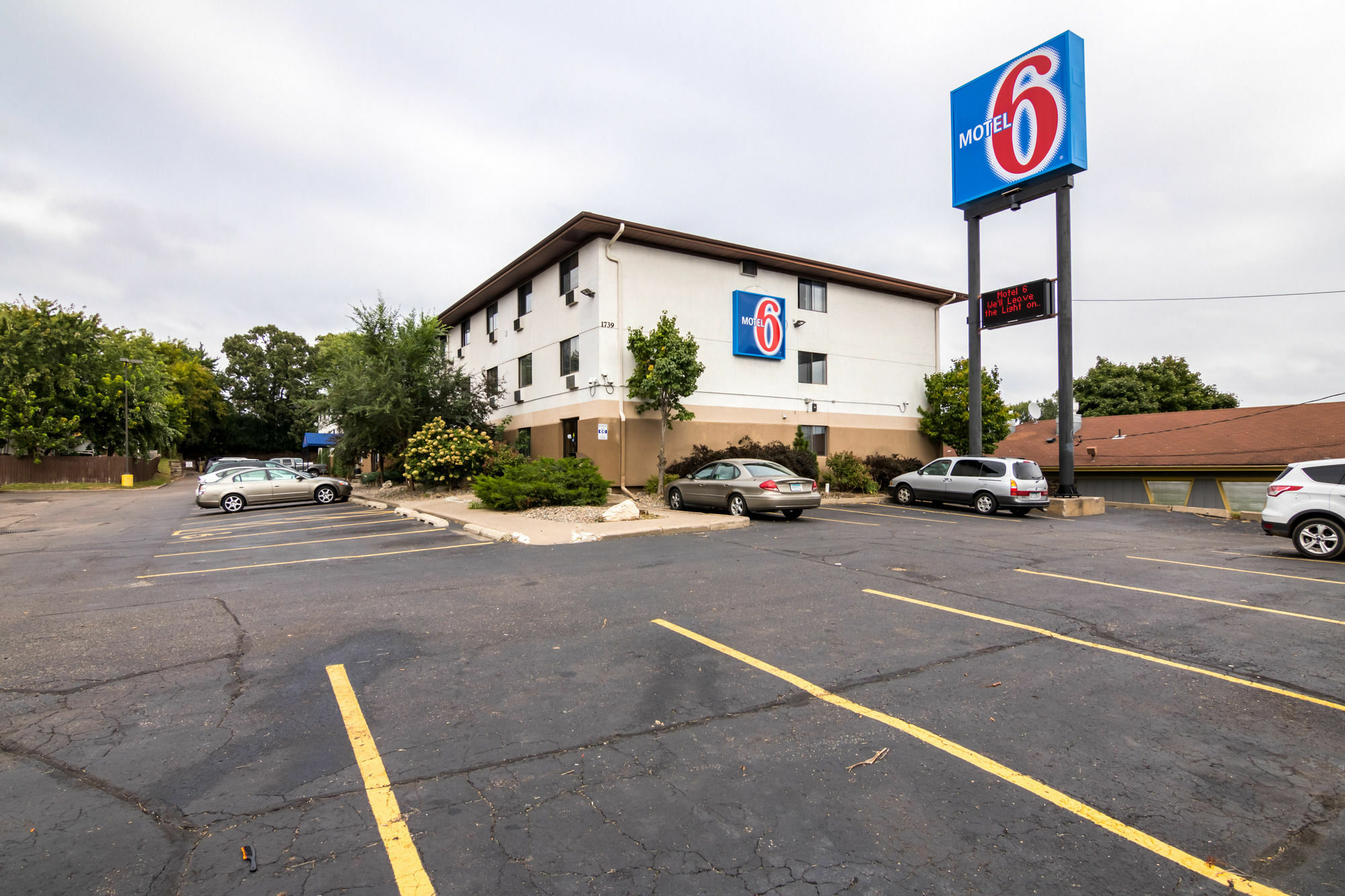 Motel 6-Saint Paul, Mn - I-94 Ngoại thất bức ảnh